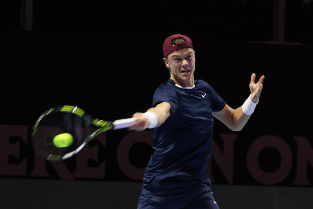 球中愈发重 球中愈发重