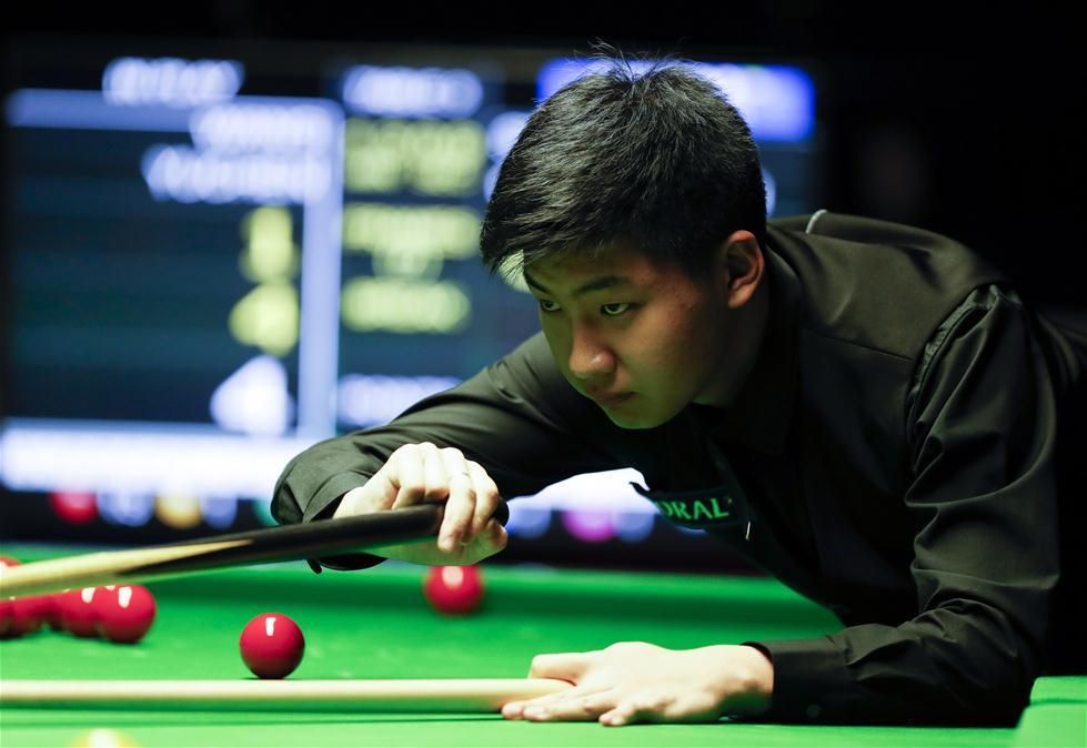 来自不同地 来自不同地