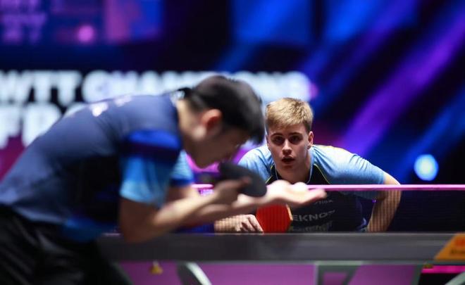 在如今这个 在如今这个