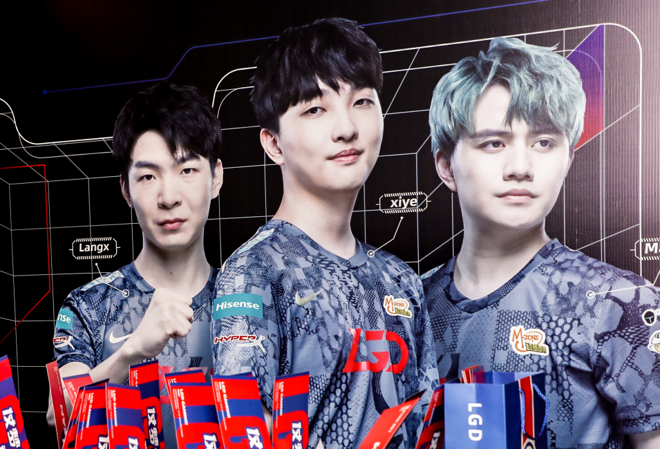 你看到同事 你看到同事